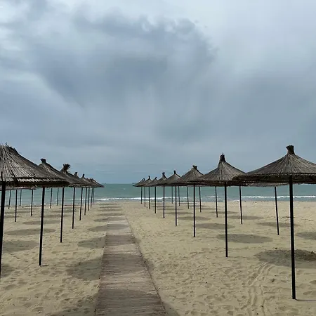 Drin's Seaside Apartment *